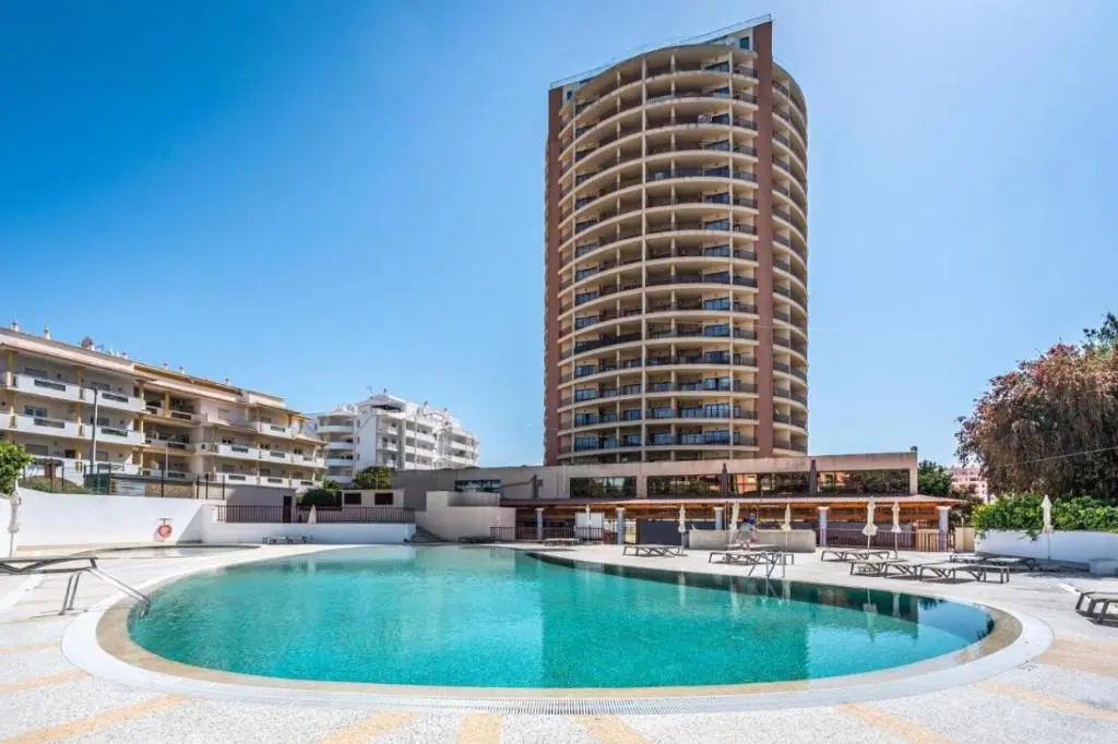 Muto Real Estate — CLUBE PRAIA MAR, Portimão